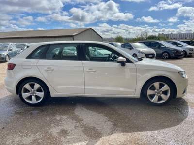 Audi A3 1.6 TDI 105CV Bianco usata Sassari