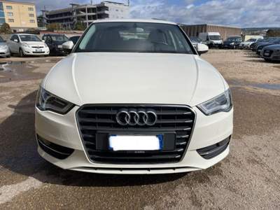 Audi A3 1.6 TDI 105CV Bianco usata Sassari