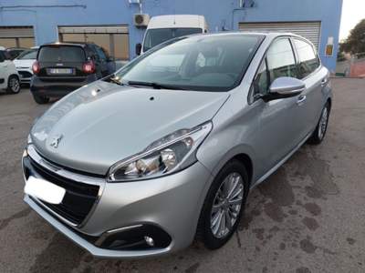 Peugeot 208 PureTech 82 5 porte Argento usata Sassari