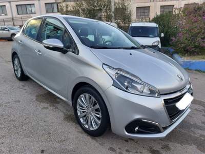 Peugeot 208 PureTech 82 5 porte Argento usata Sassari
