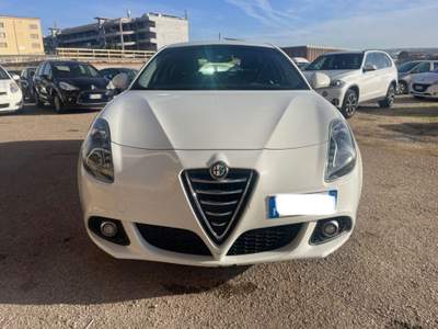 Alfa Romeo Giulietta 1.6 JTDm-2 105 CV Bianco usata Sassari