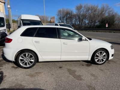 Audi A3 SPB 1.6 TDI 90 CV Bianco usata Sassari