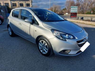 Opel Corsa 1.2 5 porte Argento usata Sassari