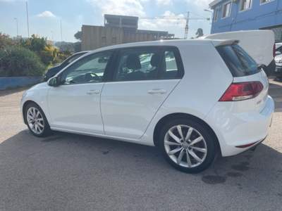 Volkswagen Golf 1.6 TDI 5p. Bianco usata Sassari