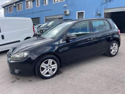 Volkswagen Golf 2.0 TDI 110CV Nero usata Sassari
