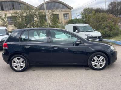 Volkswagen Golf 2.0 TDI 110CV Nero usata Sassari