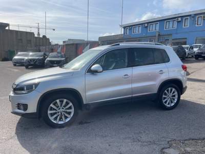 Volkswagen Tiguan 2.0 TDI 110CV Argento usata Sassari