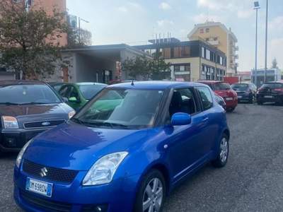 Suzuki Swift Suzuki 1.3 benzina Blu/Azzurro usata Cinisello Balsamo