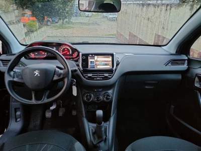 Peugeot 208 1.6 e-HDi 92CV 3p. Allure Nero usata SAN GIORGIO A LIRI