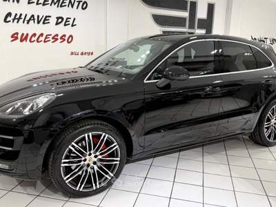 Porsche Macan 3.6 Turbo 400cv pdk my16 Nero usata Viterbo
