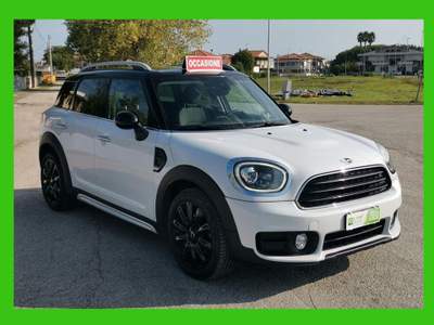 MINI Countryman 2.0 Cooper D Business Countryman Automatica Bianco usata Roseto degli Abruzzi