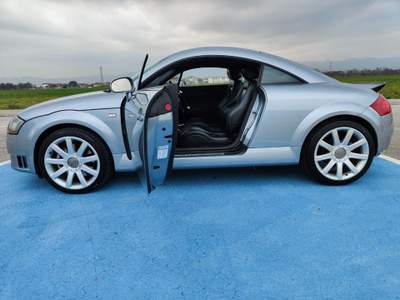 Audi TT 3.2 Quattro ( CAMBIO MANUALE - TAGLIANDATA ) Grigio usata Torri di Quartesolo