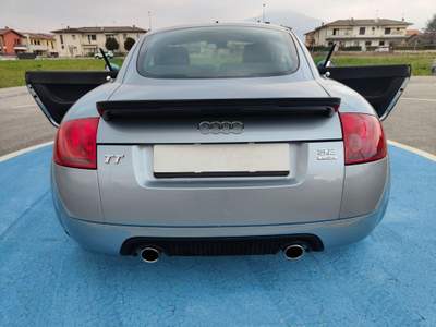 Audi TT 3.2 Quattro ( CAMBIO MANUALE - TAGLIANDATA ) Grigio usata Torri di Quartesolo