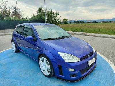 Ford Focus 2.0i 16V RS Imperial Blue 215cv Blu/Azzurro usata Torri di Quartesolo
