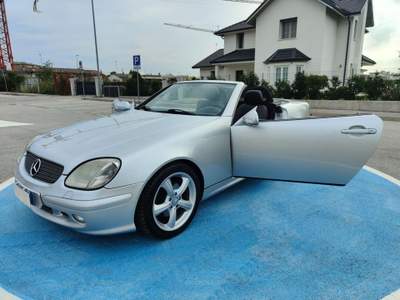 Mercedes-Benz SLK FULL-OPTIONAL Grigio usata Torri di Quartesolo