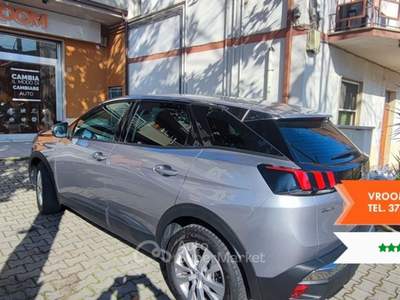 Peugeot 3008 3008 BlueHDi 130 S&S EAT8 Business Grigio usata Chieti