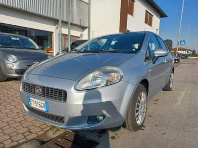 Fiat Grande Punto 1.3 MJT 75 CV 5 porte Dynamic Ditribuzione ok Argento usata Magenta