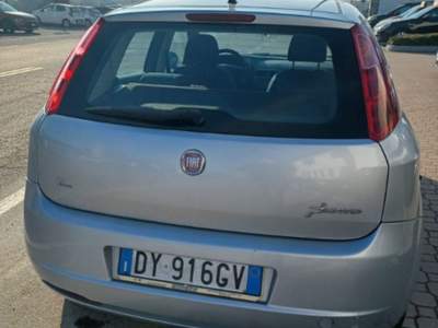 Fiat Grande Punto 1.3 MJT 75 CV 5 porte Dynamic Ditribuzione ok Argento usata Magenta
