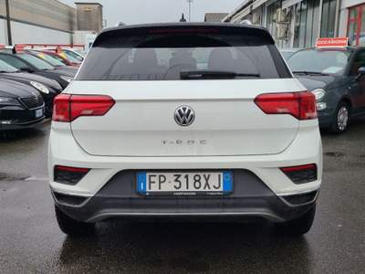 Volkswagen T-Roc 1.0 TSI 115 CV Style Bmt Virtual Cockpit Bianco usata Magenta
