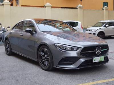 Mercedes-Benz CLA d Automatic Premium AMG BlackPack Bronzo usata Genova
