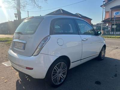 Lancia Ypsilon 1.2 Versus Bianco usata Lainate