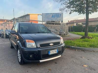 Ford Fusion UAV 1.6 16V 5p. Grigio usata Lainate