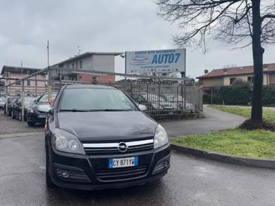 Opel Astra 1.7 CDTI 101CV Station Wagon Cosmo Nero usata Lainate
