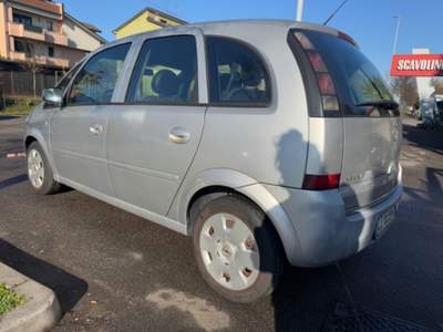 Opel Meriva 1.6 16V Cosmo Grigio usata Lainate