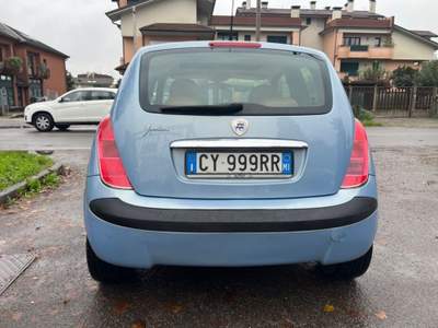 Lancia Ypsilon 1.2 16V Platino Blu/Azzurro usata Lainate