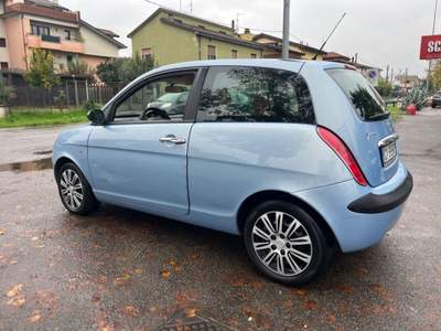 Lancia Ypsilon 1.2 16V Platino Blu/Azzurro usata Lainate