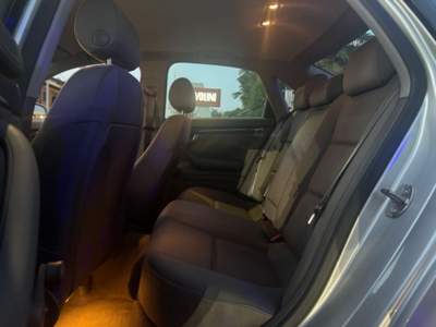 Audi A4 2.0 20V cat Grigio usata Lainate