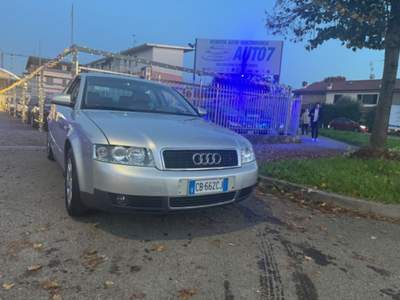Audi A4 2.0 20V cat Grigio usata Lainate