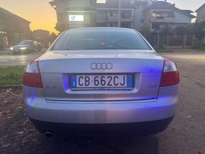 Audi A4 2.0 20V cat Grigio usata Lainate