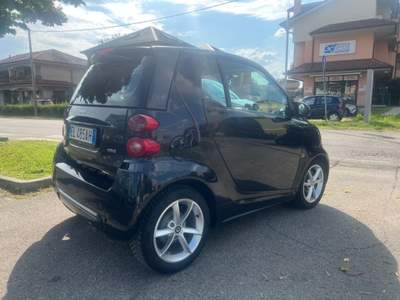 Smart ForTwo 1000 52 kW MHD coupé passion Nero usata Lainate