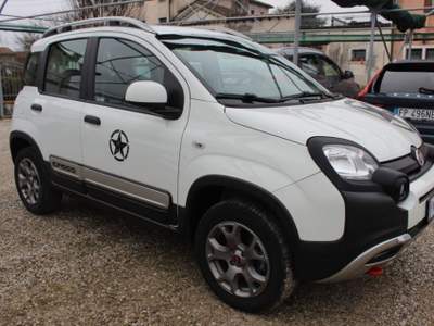 Fiat Panda 1.3 MJT 95 CV S&S 4x4 Bianco usata Moriago della Battaglia