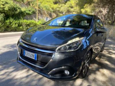 Peugeot 208 BlueHDi 75 5 porte Allure Grigio usata Valderice