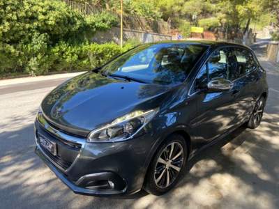 Peugeot 208 BlueHDi 75 5 porte Allure Grigio usata Valderice