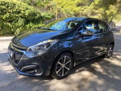 Peugeot 208 BlueHDi 75 5 porte Allure Grigio usata Valderice