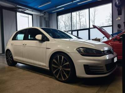 Volkswagen Golf Golf 5p 2.0 tsi Gti dsg 19" WRC AUTO SRL Bianco usata Bulgarograsso