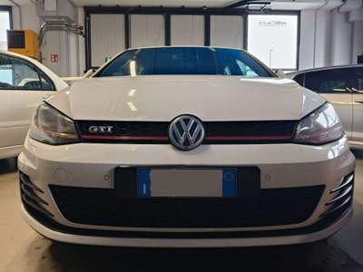 Volkswagen Golf Golf 5p 2.0 tsi Gti dsg 19" WRC AUTO SRL Bianco usata Bulgarograsso