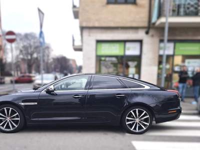 Jaguar XJ 3.0D V6 Premium Luxury Nero usata Collegno