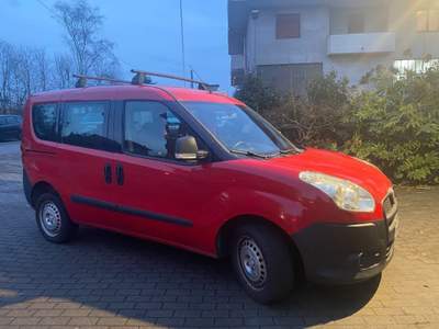 Fiat Doblò Doblò 1.4 T-Jet 16V Natural Power Dynamic 7 posti Rosso usata Briga Novarese