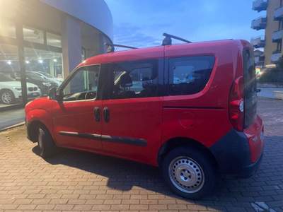 Fiat Doblò Doblò 1.4 T-Jet 16V Natural Power Dynamic 7 posti Rosso usata Briga Novarese