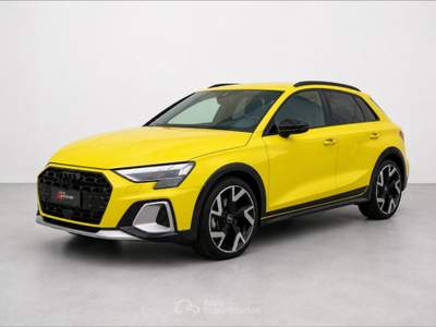 Audi A3 ALLSTREET 35 TFSI MHEV S-TRONIC IDENTITY BLACK Giallo usata San Fior