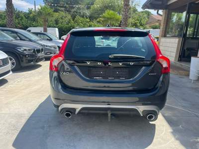 Volvo V60 D2 2.0 R-design Grigio usata Caltagirone