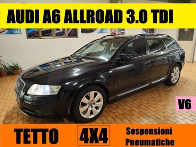 Audi A4 3.0 V6 TDI QUATTRO DA 233 CV CON TETTO Nero usata Sarego