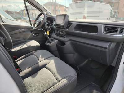 Renault Trafic T27 2.0 dCi 150CV PC-TN Furgone Start NO CLIMA Bianco usata Alba