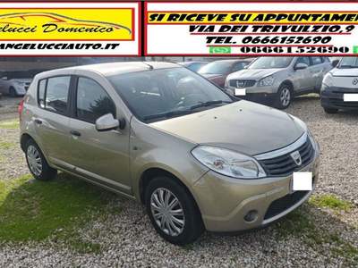 Dacia Sandero GPL SCAD 2035 SI NEOPATENTATI Oro usata Roma