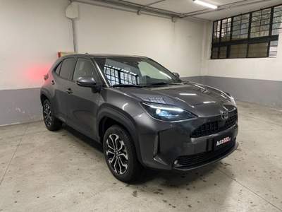 Toyota Yaris Cross 1.5 Hybrid 5p. E-CVT Trend Grigio usata Milano