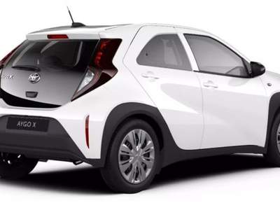 Toyota Aygo X 1.0 VVT-i 72 CV 5 porte Active - NEOPATENTATI Bianco usata San Giorgio di Piano